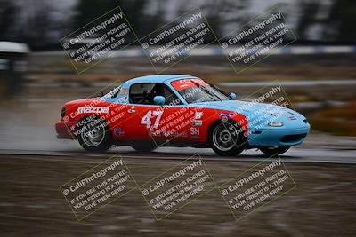 media/Nov-15-2025-CalClub SCCA (Sat) [[7bfa5a7151]]/Race/Group 4/